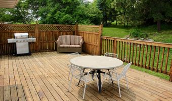 1323 Wisconsin Cir, Ames, IA 50014