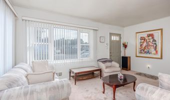3422 Great Neck Rd, Amityville, NY 11701