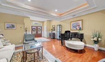 77 Shore Rd, Amityville, NY 11701