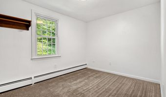 41 Gault Rd, Bedford, NH 03110