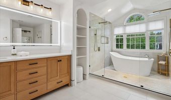 42855 CHATELAIN Cir, Ashburn, VA 20148
