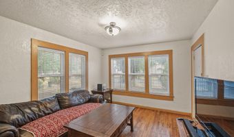 911 W Fox St, Carlsbad, NM 88220