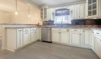 169 North Dr, Almo, KY 42020