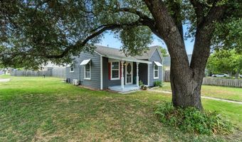714 N Walnut St, Weatherford, TX 76086