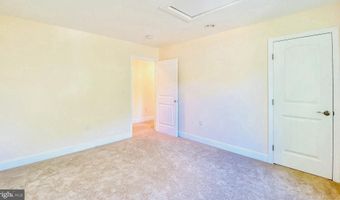 7313 BYRNELEY Ln, Annandale, VA 22003