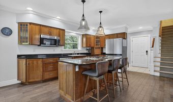33 Taywood Rd, Auburn, ME 04210
