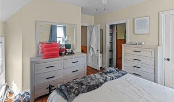 66 Earl Ave, East Providence, RI 02915