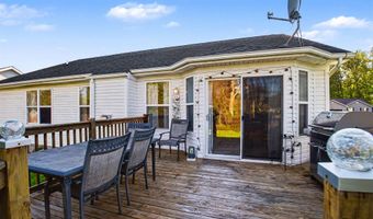 9533 Amy Rd, Algonac, MI 48001