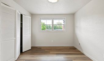 1114 LAKEWOOD Dr, Albany, OR 97321