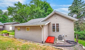 303 E State St, Albany, WI 53502
