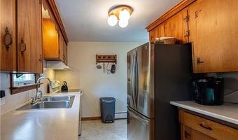 26 Anderson Ave, Coventry, RI 02816