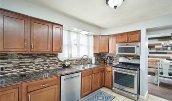 2923 Hayne Rd, Akron, OH 44312