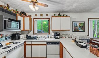 35 Teddyuscung Trl, Albrightsville, PA 18210