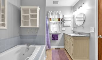11142 Crego Rd, Akron, NY 14001