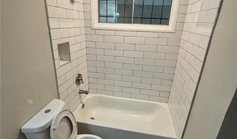 2489 HILLSIDE Dr, Macon, GA 31206