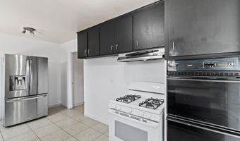 2538 Dumetz St, Camarillo, CA 93010