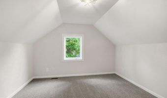 406 3RD St, Atco, NJ 08004