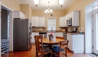 605 Atchison St, Atchison, KS 66002