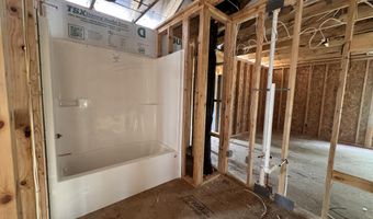 412 Redwater Trl 600, Aberdeen, NC 28315