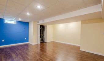 29 Lorenzo Ct, Aberdeen, NJ 07747