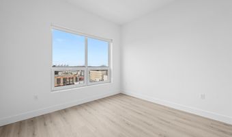 17 AVENUE E 201, Bayonne, NJ 07002