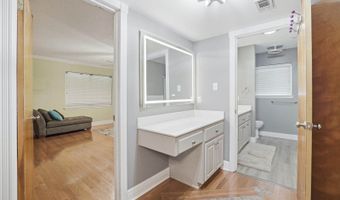 142 Kenmore Ave, Biloxi, MS 39531