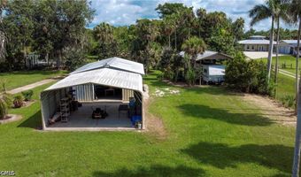 1821 Sunset Trl, Alva, FL 33920