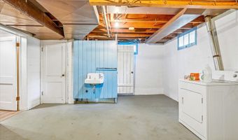 1027 Cedar Ave, Albert Lea, MN 56007