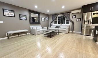 167 Brookside Dr, Belford, NJ 07718