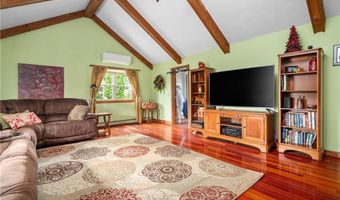 18 Valley Stream Dr, Cumberland, RI 02864