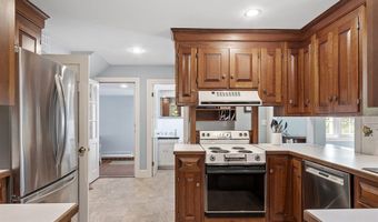 79 Cheever Cir, Andover, MA 01810