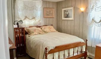 20 Alderberry Rd, Bourne, MA 02532