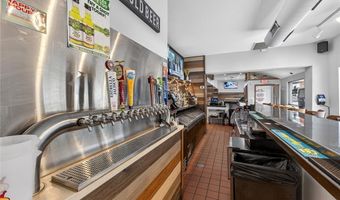 8713 Gravois Rd, Affton, MO 63123