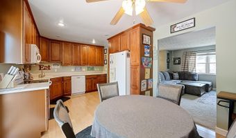 544 Morrvue Dr, Delhi, OH 45238