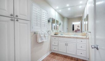 10629 Meadow Glen Way E, Escondido, CA 92026