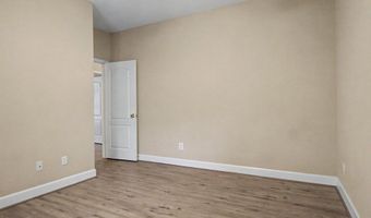 1911 Regalwood Dr, Albany, GA 31721