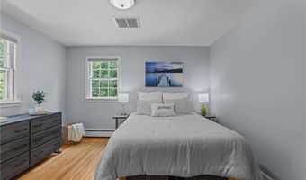 75 Walnut Dr, East Greenwich, RI 02818