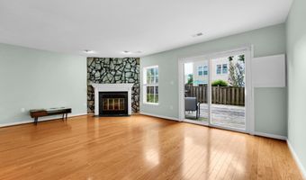 7930 PEYTON Frst, Annandale, VA 22003