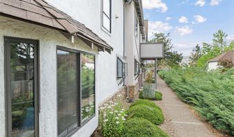495 Chestnut St 24, Ashland, OR 97520