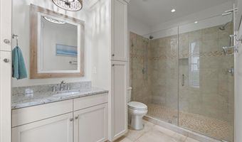 10 Hayek St, Beaufort, SC 29907