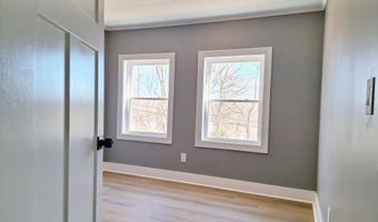 155 Second St, Auburn, ME 04210