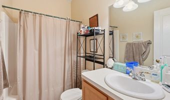 3441 Heron Ct, Aurora, OH 44202