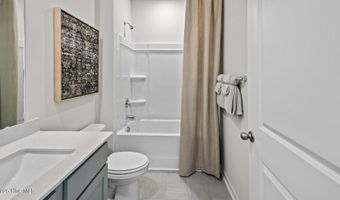 1065 Queensland Ln, Ayden, NC 28513