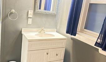 832 Maplewood Ave, Ambridge, PA 15003