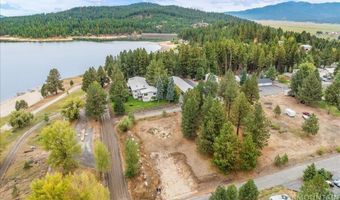 515 Lakeview Dr, Cascade, ID 83611