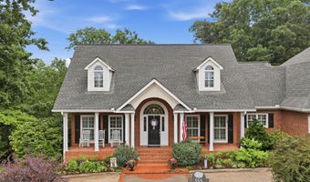 355 Smoke Rise Dr, Baldwin, GA 30511
