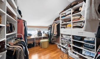 11 Stuart Ave, Amityville, NY 11701
