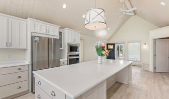 27887 337th Ct, Adel, IA 50003