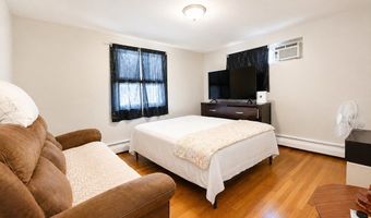11 Commonwealth Ct 9, Boston, MA 02135
