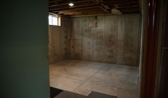 507 N 2nd St, Aberdeen, SD 57401